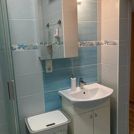 アパート Spacious Apartment With Self Check-In クライペダ