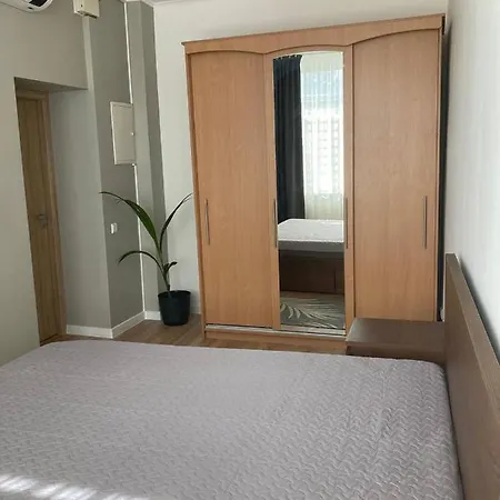 アパート Spacious Apartment With Self Check-In クライペダ